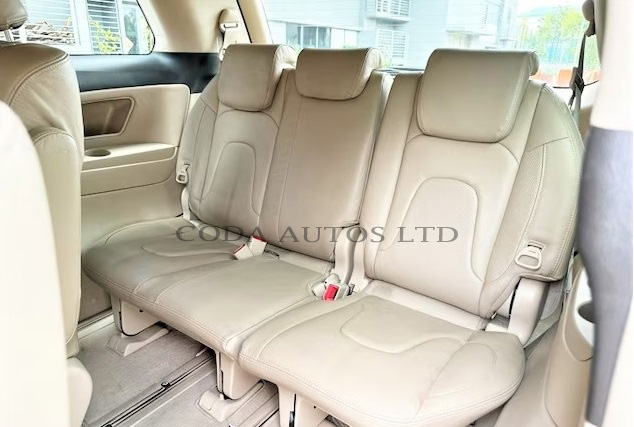 TOYOTA PREVIA